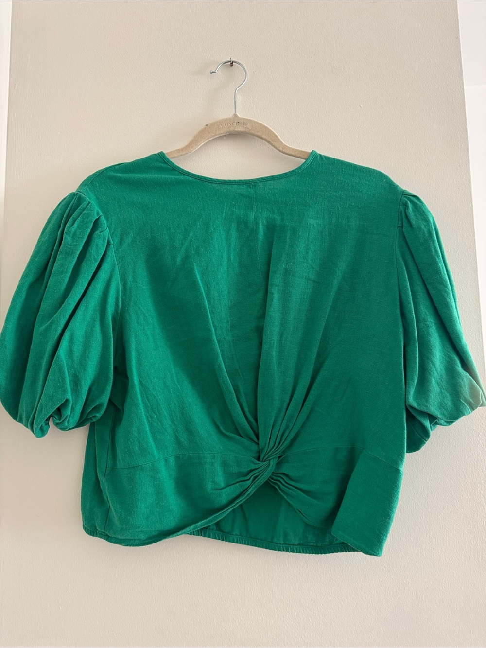 NWT! Marc New York Green Linen Puff-Sleeve Top